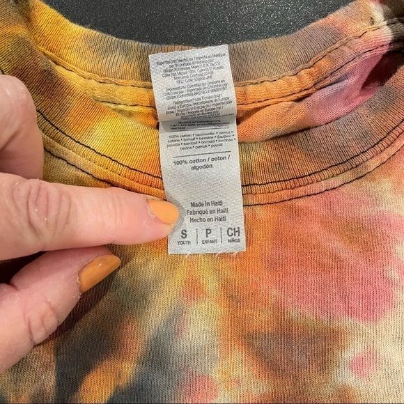 Youth S tie dye t-shirt fire and smoke dragon breath galaxy - Picture 5 of 8
